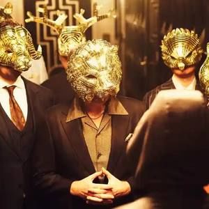 Meet your Posher, Lorne